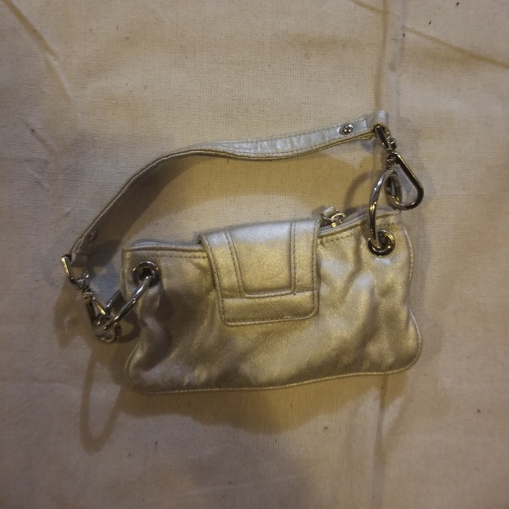 Guess purse